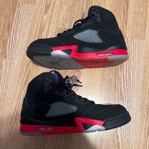 Air Jordan Retro 5 Top 3 (WORN ONCE WITH BOX)